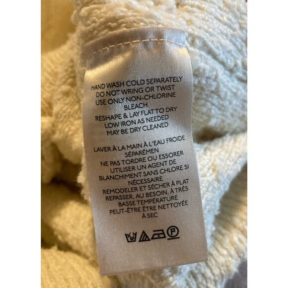 Urban Outfitters Comfy Lightweight Cardigan Size S Knit Cropped Button Up NWOT - Picture 7 of 7